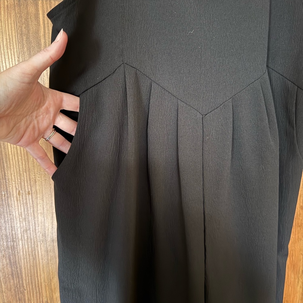 Comfy Black Women’s Overalls - Picture 4 of 8